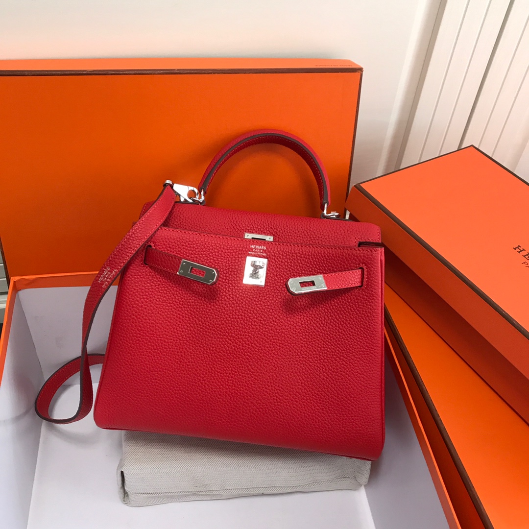 Hermes Kelly 32cm Handbag Shoulder Bag in Red Togo Leather